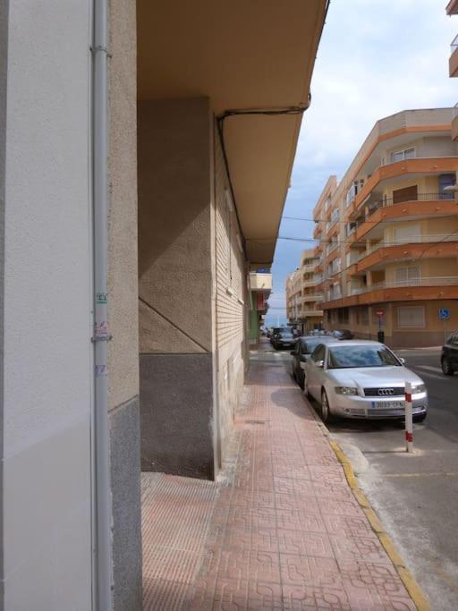 Modern Apartment In Torrevjea 200M From The Loccos Beach Torrevieja Zewnętrze zdjęcie