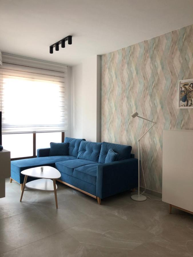 Modern Apartment In Torrevjea 200M From The Loccos Beach Torrevieja Zewnętrze zdjęcie